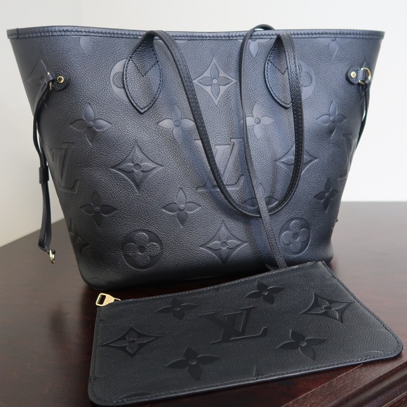 Louis Vuitton Neverfull Giant Monogram Empreinte MM in Black (Authentic) - Picture 1 of 15